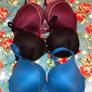 36DD Victoria’s Secret Push Up Bra Lot of 3.